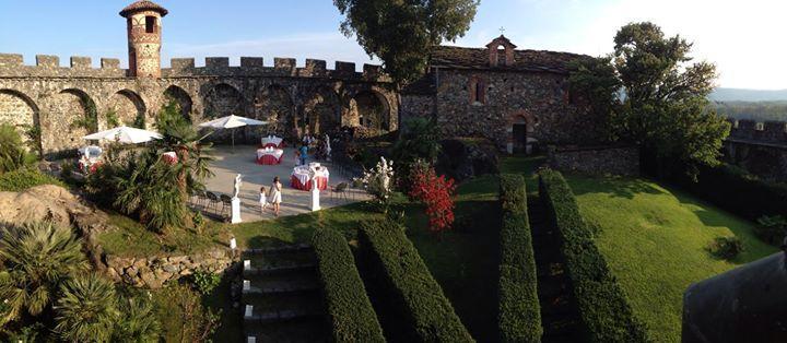 Hotel Castello Di Pavone Pavone Canavese Zewnętrze zdjęcie