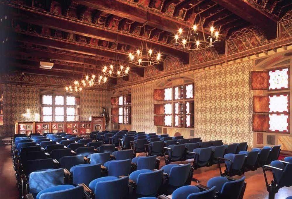 Hotel Castello Di Pavone Pavone Canavese Zewnętrze zdjęcie